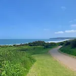 Sea Urchins, The Bay, 2 Bedrooms With Ensuites, Balcony With Sea View, Parking, 2 Dogs Welcome Filey